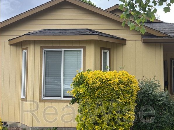 1951 SW Betty Ln