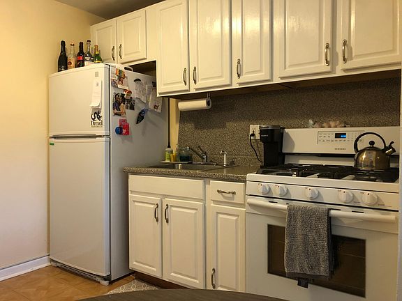 3rd image of 7203 Devon St Floor 2