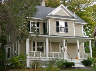 7 Maplewood Rd, Worcester, MA 01602