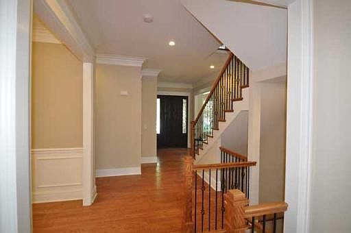 2nd image of 138 Woodstock Ave