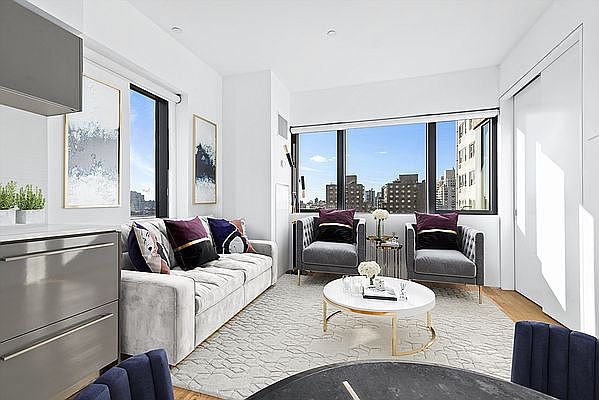1st image of 123 3rd Ave APT 9D