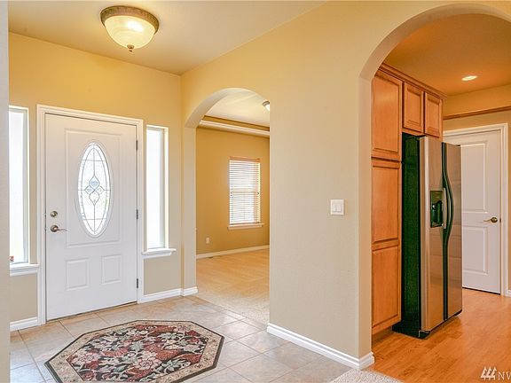 4th image of 10 Makenna Ln