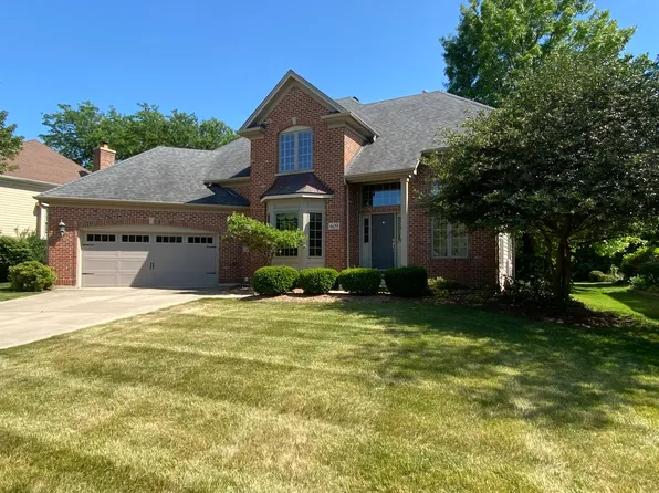 609 Pine St, Sugar Grove, IL 60554