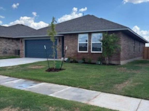 2nd image of 2312 SE 92nd Ter