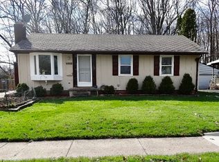 3038 Sunderland Rd, Lansing, MI 48911