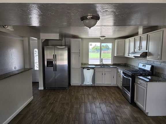 Kitchen with SS appliances