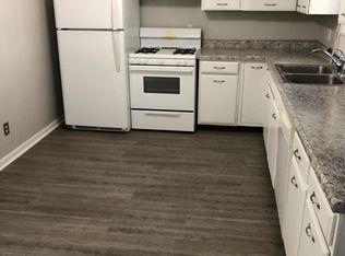 1009 W Wilshire Dr, Peoria, IL 61614