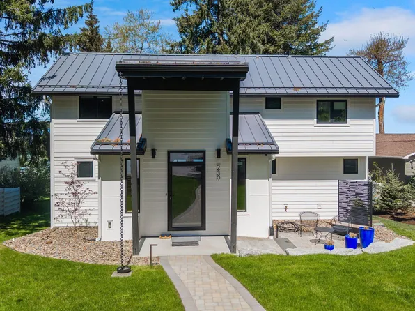 239 Pierce Ln, Sagle, ID 83860