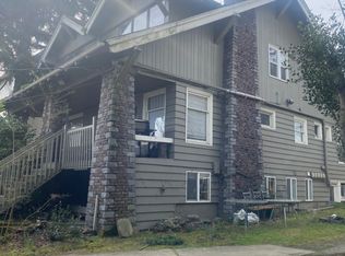 4611 22nd Ave NE APT 2, Seattle, WA 98105