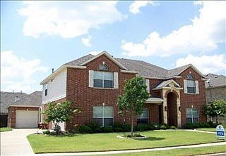 2nd image of 204 Silverwood Dr