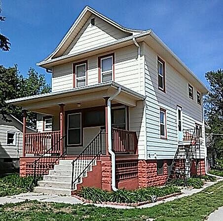 1st image of 914 N Beaver Ave