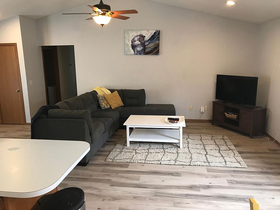1st image of 2852 W Wildwood Dr