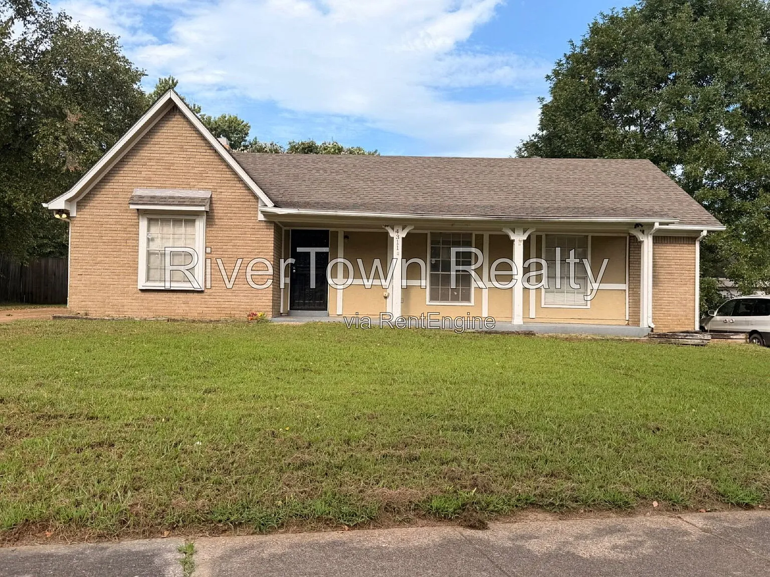 3 bed, 2.0 bath, 1375 sqft, $1,395 — Photo 1