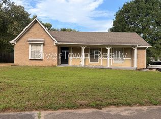 4311 Springwind Rd, Memphis, TN 38141