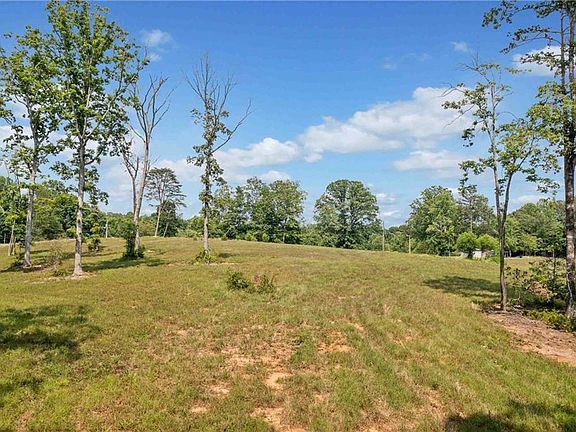 4th image of 0 Hester Rd #2B