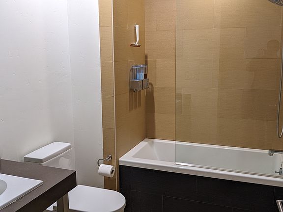5th image of 16 Jessie St APT 407