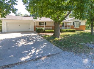 826 S Elm St, Vandalia, IL 62471