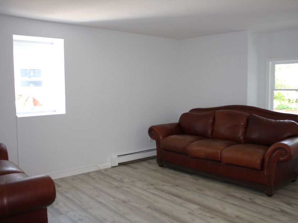 Living room w/ natural light