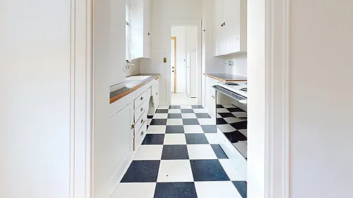 Floor plan 303