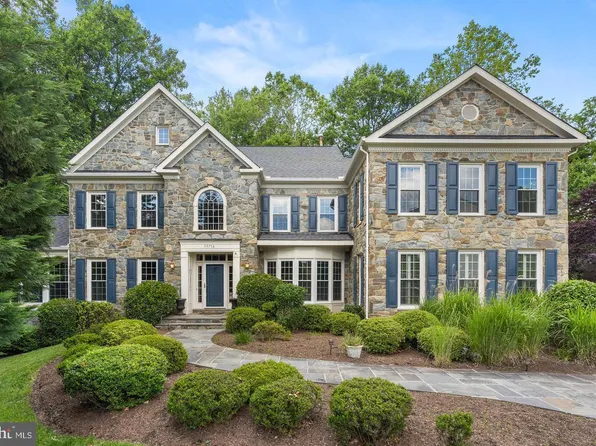 13716 Safe Harbor Ct, Rockville, MD 20850