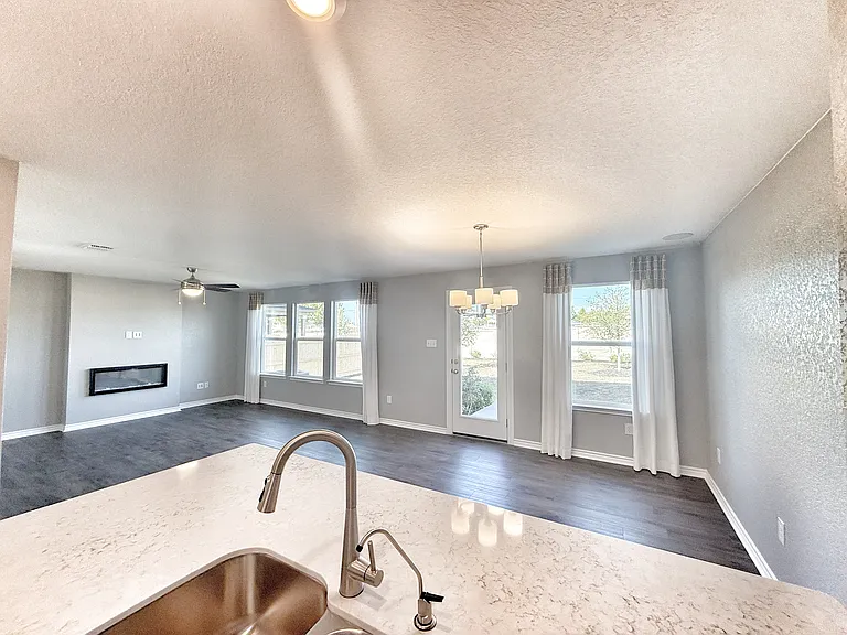 108 Bass Ln — Photo 9