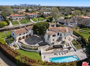 211 S Muirfield Rd, Los Angeles, CA 90004