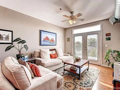 1313 S Clarkson St #309 — Photo 4
