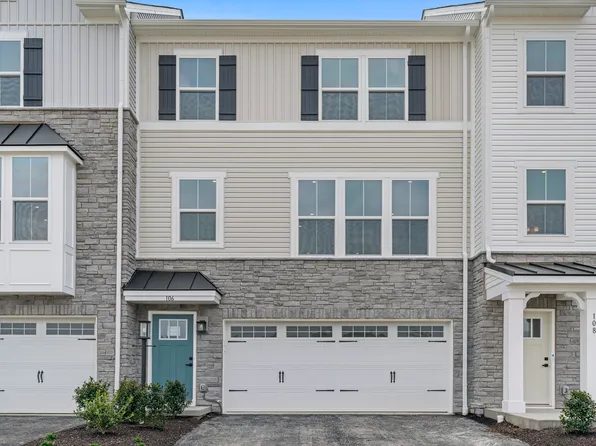 106 Ironwood St, Zelienople, PA 16063