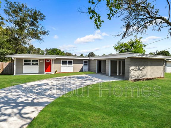 2nd image of 937 Crest Dr E