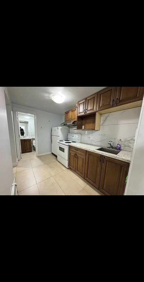 2 bed, 550 sqft, $2,000 — Photo 3