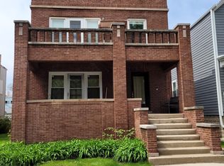 2446 N Springfield Ave #1F, Chicago, IL 60647