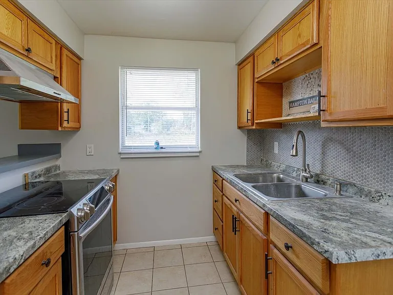 131 Langston Dr — Photo 9