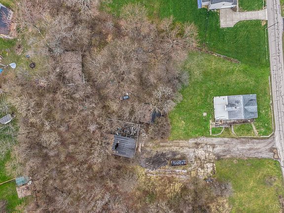 3rd image of 4643 Shephard Rd