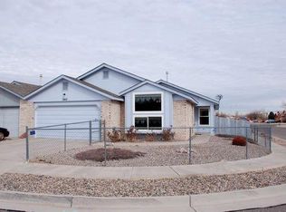 1940 Panay Dr SW, Los Lunas, NM 87031