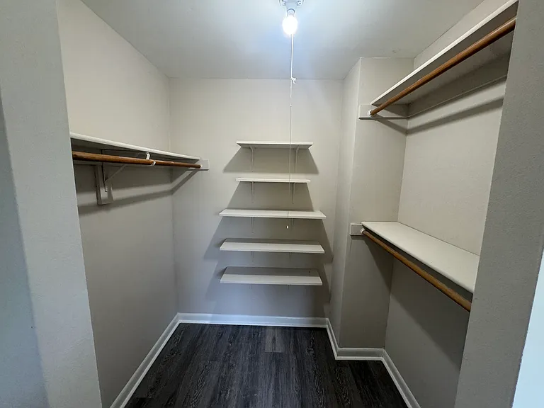 652 Glynlee Ct — Photo 12