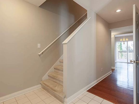 5th image of 3816 S Claybridge Dr