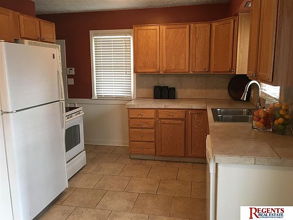 4th image of 3702 N 52nd St