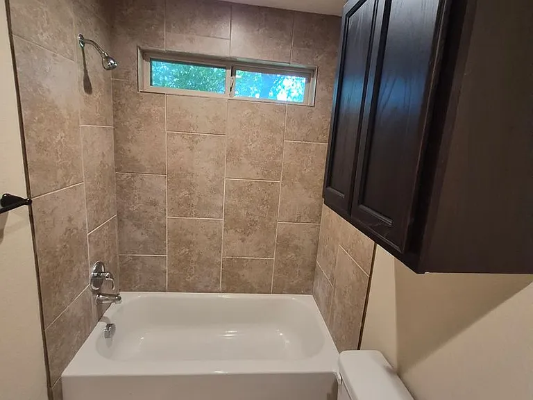 7026 Lakeview Dr #101 — Photo 14