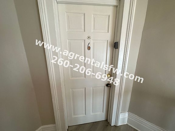 2nd image of 1302 W Washington Blvd APT 6