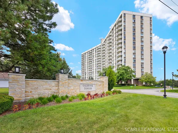 40 N Tower Rd APT 11E, Oak Brook, IL 60523