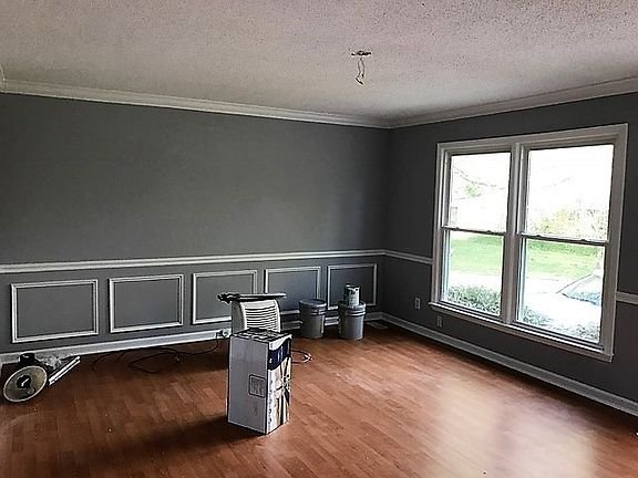 5th image of 625 Hillcrest Ct