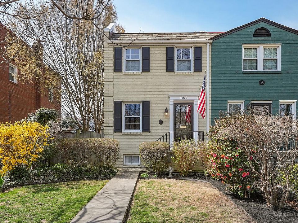 1st image of 1206 Powhatan St