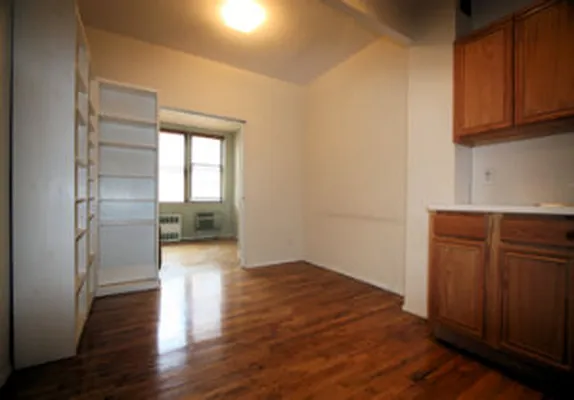 Rented by JM Preston Properties LLC | media 24