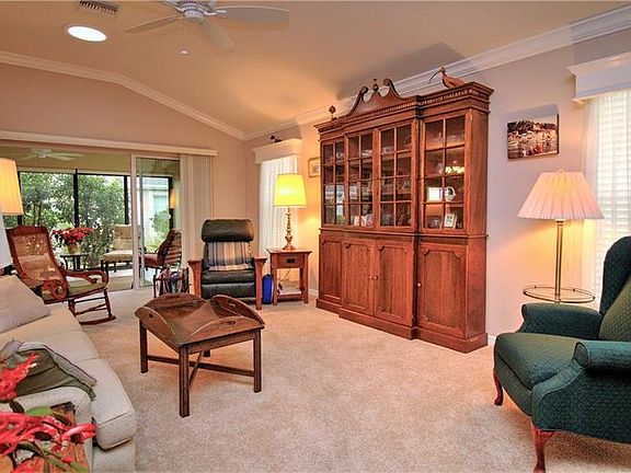 3rd image of 3424 Sassafras Ct