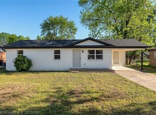 103 6th St, Charleston, AR 72933