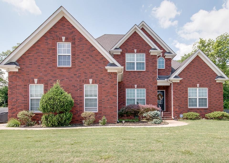 1st image of 3327 Shady Forest Dr