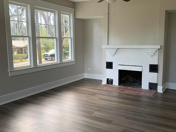3rd image of 818 15TH Street