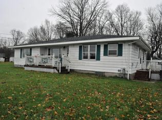 4696 Hipps Hollow Rd, Eau Claire, MI 49111