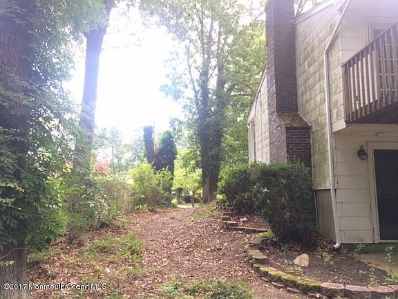 4th image of 41 Raymond Ave