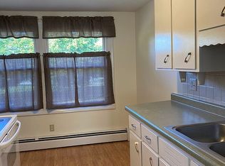 1816 Walker Lake Rd, Ontario, OH 44906